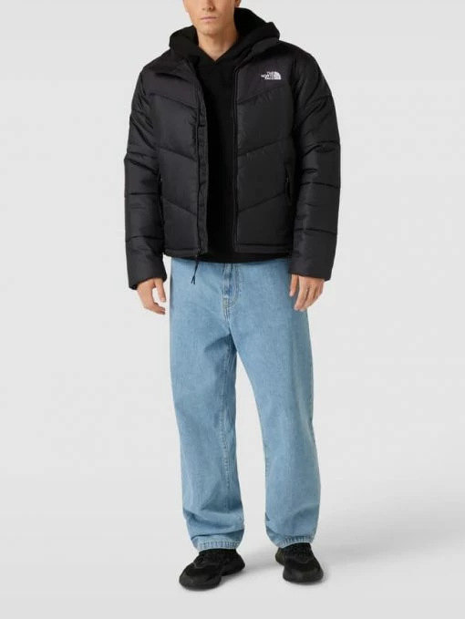 The North Face Steppjacke Mit Logo-Stitching Modell 'SAIKURU JACKET' - Schwarz -Kleidung Geschäft 6l3kaiad951lcjpg90s4oipo6t8kahpg6gr4kjhm992jcha16t5jccalap0kodim8t7k4c9pa943gdpial3jedpo68p36d1i6lgm6p9k6lgjge316gpm2cpk70oj6c326oq3ac0