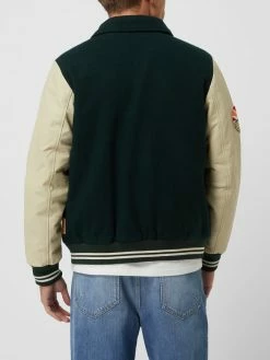 Scotch & Soda College-Jacke Mit Badges - Dunkelgrün -Kleidung Geschäft 8574mc2a9h3l2ghm9t24qdhk8so34j1o6184agakako3chq875750ji488oj0i279l5kmj2ga15jecpj94o6ae1nccs38c9p6gqjgohk60p3co9ic9j64dhgccsm8c9p71ijcco