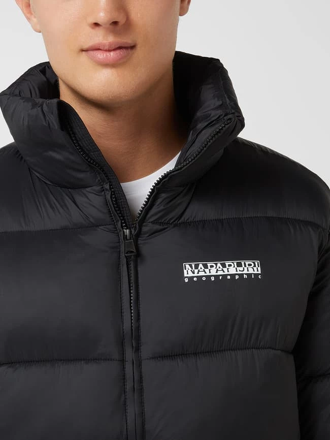 Napapijri Regular Fit Steppjacke Mit Stehkragen Modell 'Suomi' - Schwarz 3 Napapijri Regular Fit Steppjacke Mit Stehkragen Modell 'Suomi' - Schwarz – Bild 3