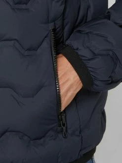 Colmar Originals Daunenjacke Mit Kapuze - Marineblau -Kleidung Geschäft 9co4ql1ja12kqh2b84o54e9p60r4cji58cqk8i2kad94ec2ja923clalad24kg9j98q4ilij90p4cladah3jcoj66kp3gcr2c4pm4c1kcpgj8eb3c5j36cr665ij0pb5c8q66dg