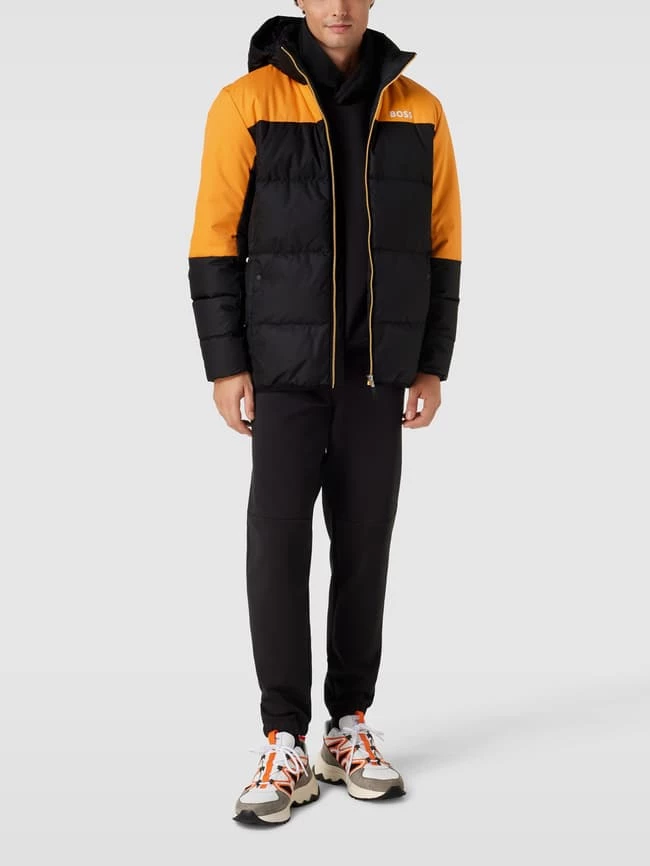 BOSS Athleisurewear Daunenjacke In Stepp-Optik Modell 'HAMAR' - Schwarz 1 BOSS Athleisurewear Daunenjacke In Stepp-Optik Modell 'HAMAR' - Schwarz